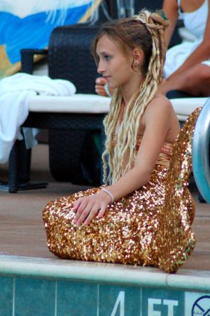 Mermaid Convention Photography #276<br>1,354 x 2,030<br>Published 8 years ago